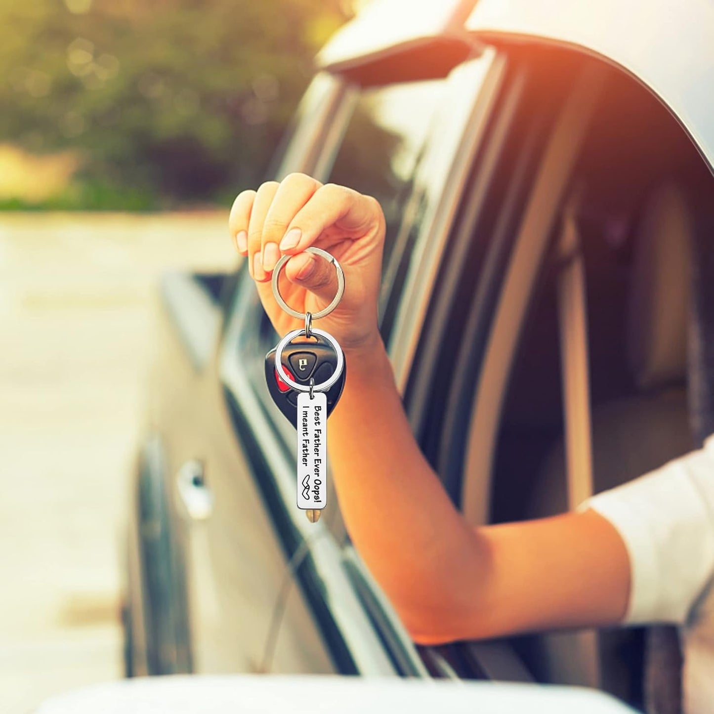 Keychains for Mom, Dad Gift from Brother Daughter Son, Drive Safe Keychain Gift for Women Family Jewelry